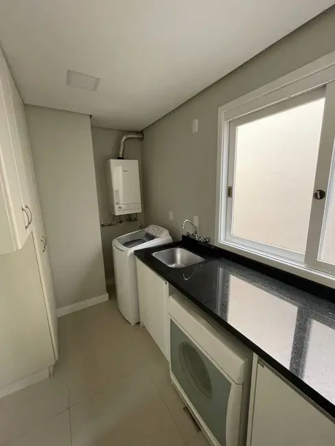 Apartamento com 3 quartos à venda, 245m2 em Sanvitto, Caxias Do Sul - RS - imagem 9 Foto 9 de Apartamento com 3 quartos à venda, 245m2 em Sanvitto, Caxias Do Sul - RS