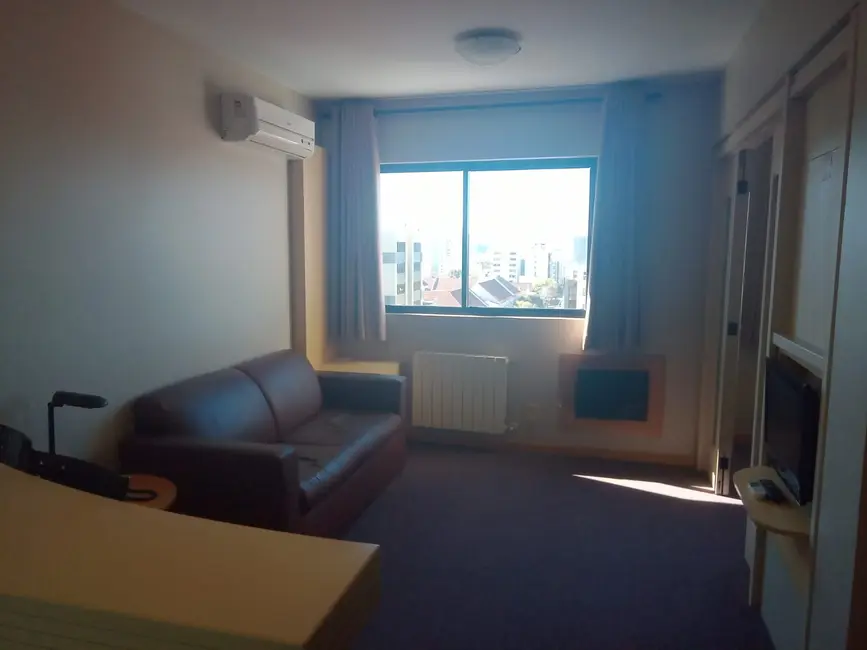 Apartamento com 1 quarto à venda, 36m2 em Centro, Caxias Do Sul - RS - imagem 9 Foto 9 de Apartamento com 1 quarto à venda, 36m2 em Centro, Caxias Do Sul - RS