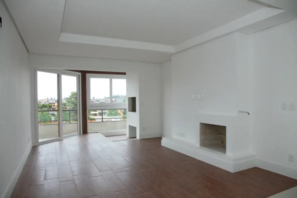 Apartamento com 3 quartos à venda, 132m2 em Centro, Gramado - RS - imagem 4 Foto 4 de Apartamento com 3 quartos à venda, 132m2 em Centro, Gramado - RS