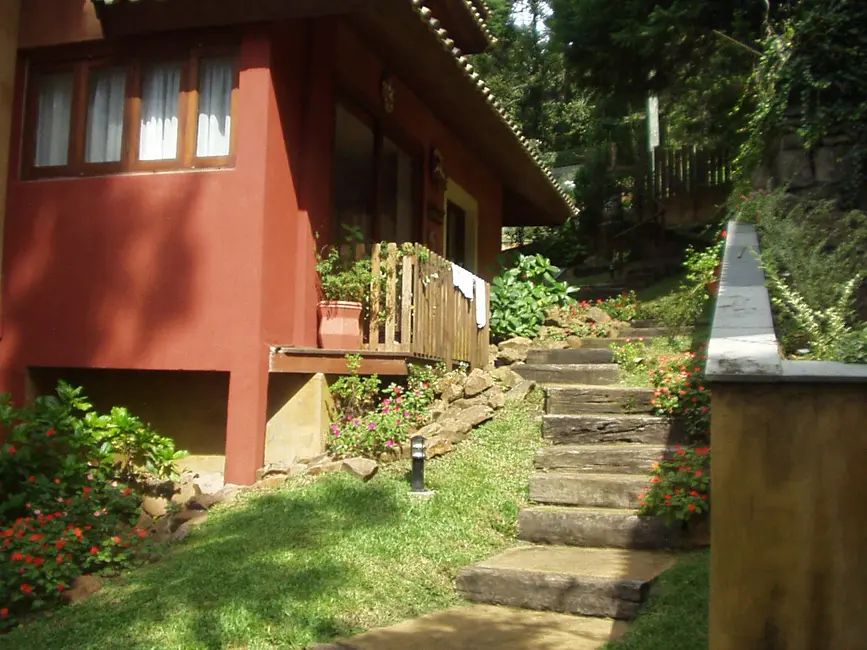 Apartamento com 3 quartos à venda, 167m2 em Gramado - RS - imagem 6 Foto 6 de Apartamento com 3 quartos à venda, 167m2 em Gramado - RS