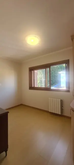 Apartamento com 2 quartos à venda, 96m2 em Centro, Gramado - RS - imagem 6 Foto 6 de Apartamento com 2 quartos à venda, 96m2 em Centro, Gramado - RS