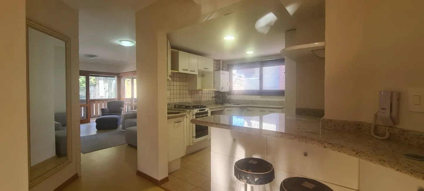 Apartamento com 2 quartos à venda, 96m2 em Centro, Gramado - RS - imagem 8 Foto 8 de Apartamento com 2 quartos à venda, 96m2 em Centro, Gramado - RS