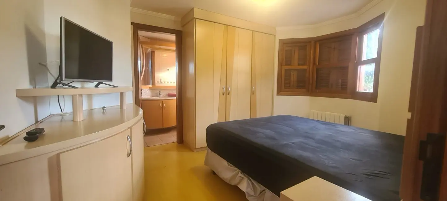 Apartamento com 2 quartos à venda, 96m2 em Centro, Gramado - RS - imagem 3 Foto 3 de Apartamento com 2 quartos à venda, 96m2 em Centro, Gramado - RS