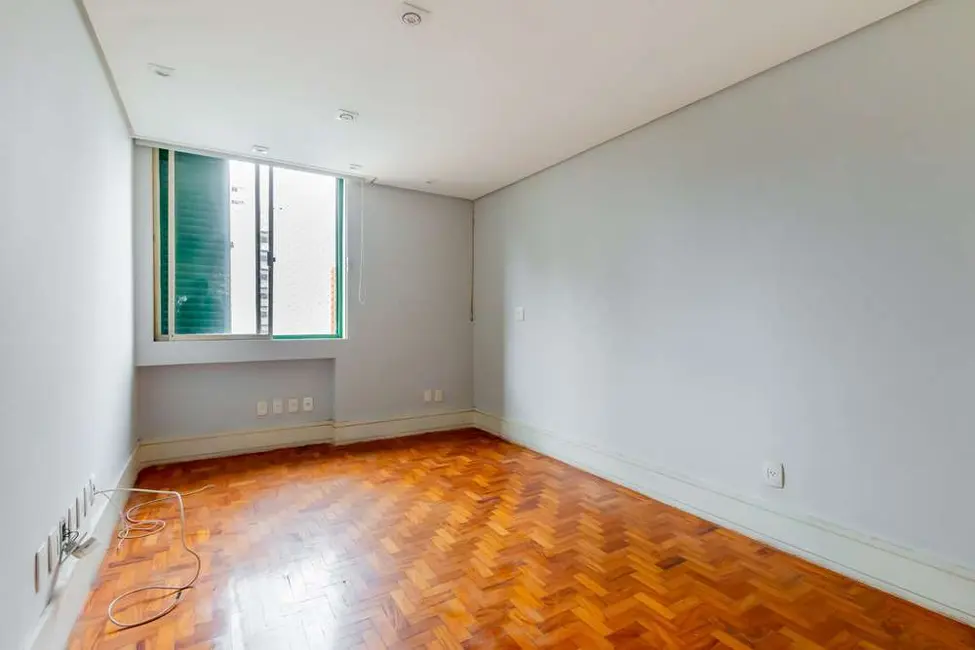 Apartamento com 3 quartos à venda, 135m2 em Cerqueira César, São Paulo - SP - imagem 7 Foto 7 de Apartamento com 3 quartos à venda, 135m2 em Cerqueira César, São Paulo - SP