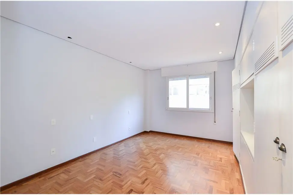 Foto 2 de Apartamento com 3 quartos à venda, 188m2 em Cerqueira César, São Paulo - SP