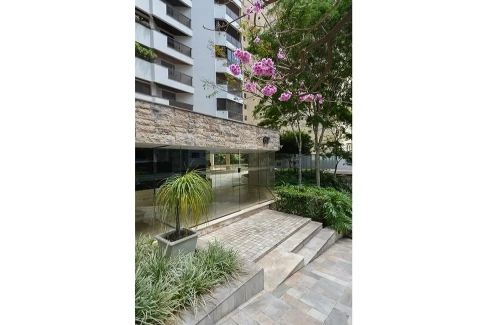 Apartamento com 4 quartos à venda, 323m2 em Santa Cecília, São Paulo - SP - imagem 5 Foto 5 de Apartamento com 4 quartos à venda, 323m2 em Santa Cecília, São Paulo - SP