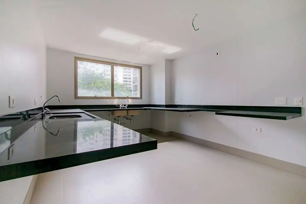 Foto 4 de Apartamento com 4 quartos à venda, 383m2 em Higienópolis, São Paulo - SP