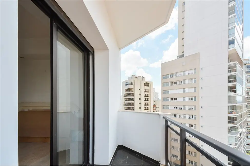 Foto 8 de Apartamento com 4 quartos à venda, 274m2 em Pacaembu, São Paulo - SP