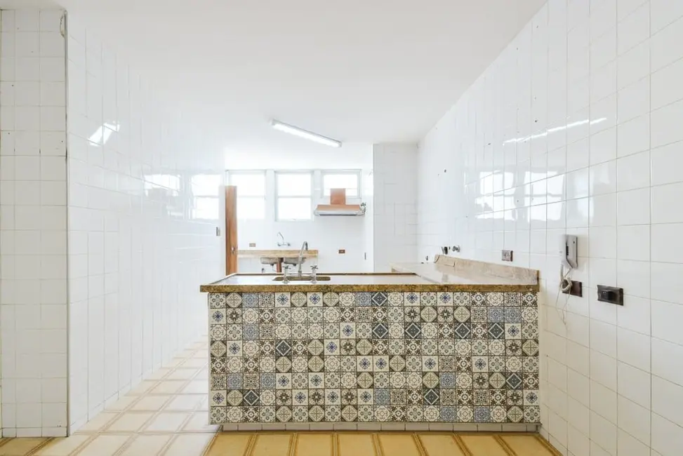 Apartamento com 3 quartos à venda, 181m2 em Santa Cecília, São Paulo - SP - imagem 4 Foto 4 de Apartamento com 3 quartos à venda, 181m2 em Santa Cecília, São Paulo - SP