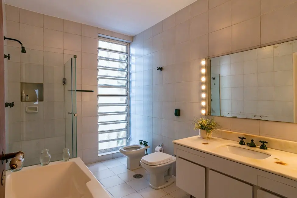 Apartamento com 3 quartos à venda, 219m2 em Cerqueira César, São Paulo - SP - imagem 9 Foto 9 de Apartamento com 3 quartos à venda, 219m2 em Cerqueira César, São Paulo - SP