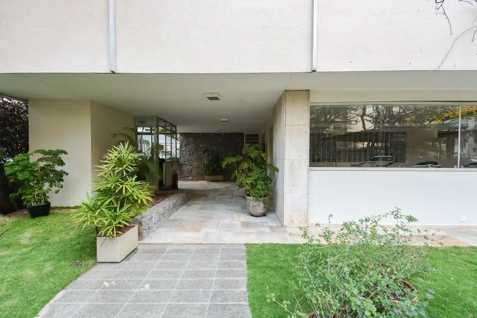 Apartamento com 3 quartos à venda, 128m2 em Cerqueira César, São Paulo - SP - imagem 2 Foto 2 de Apartamento com 3 quartos à venda, 128m2 em Cerqueira César, São Paulo - SP