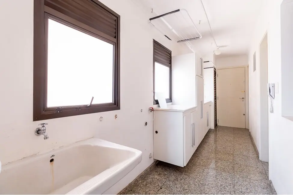 Apartamento com 4 quartos à venda, 171m2 em Santa Cecília, São Paulo - SP - imagem 9 Foto 9 de Apartamento com 4 quartos à venda, 171m2 em Santa Cecília, São Paulo - SP