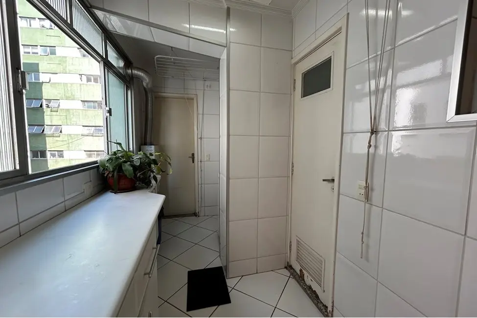 Apartamento com 3 quartos à venda, 145m2 em Santa Cecília, São Paulo - SP - imagem 7 Foto 7 de Apartamento com 3 quartos à venda, 145m2 em Santa Cecília, São Paulo - SP