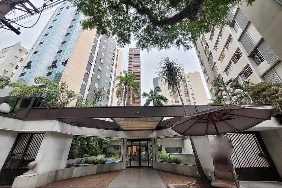 Apartamento com 3 quartos à venda, 124m2 em Higienópolis, São Paulo - SP - imagem 4 Foto 4 de Apartamento com 3 quartos à venda, 124m2 em Higienópolis, São Paulo - SP