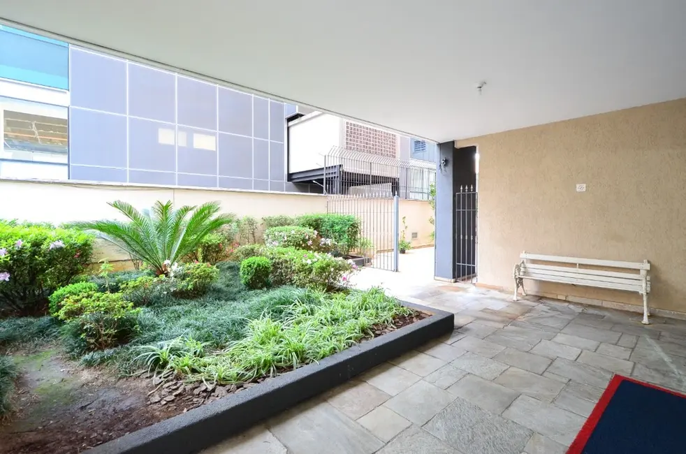 Apartamento com 3 quartos à venda, 107m2 em Higienópolis, São Paulo - SP - imagem 3 Foto 3 de Apartamento com 3 quartos à venda, 107m2 em Higienópolis, São Paulo - SP