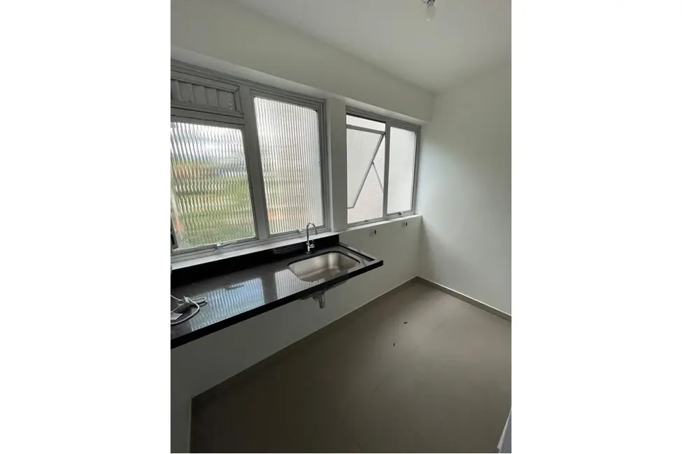 Apartamento com 3 quartos à venda, 137m2 em Aclimação, São Paulo - SP - imagem 5 Foto 5 de Apartamento com 3 quartos à venda, 137m2 em Aclimação, São Paulo - SP