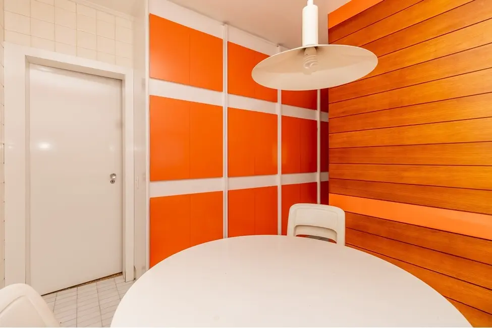 Apartamento com 3 quartos à venda, 228m2 em Higienópolis, São Paulo - SP - imagem 9 Foto 9 de Apartamento com 3 quartos à venda, 228m2 em Higienópolis, São Paulo - SP