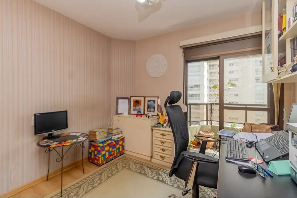 Apartamento com 4 quartos à venda, 170m2 em Perdizes, São Paulo - SP - imagem 9 Foto 9 de Apartamento com 4 quartos à venda, 170m2 em Perdizes, São Paulo - SP