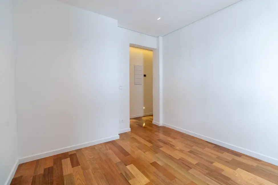 Apartamento com 3 quartos à venda, 136m2 em Jardim Paulista, São Paulo - SP - imagem 9 Foto 9 de Apartamento com 3 quartos à venda, 136m2 em Jardim Paulista, São Paulo - SP