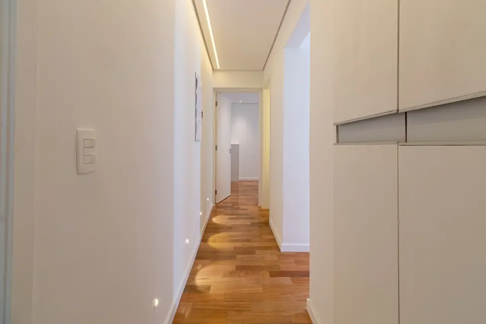 Apartamento com 3 quartos à venda, 136m2 em Jardim Paulista, São Paulo - SP - imagem 6 Foto 6 de Apartamento com 3 quartos à venda, 136m2 em Jardim Paulista, São Paulo - SP