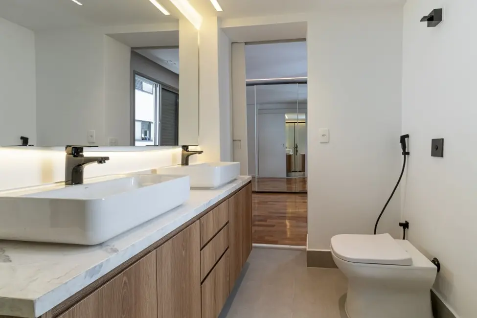 Apartamento com 3 quartos à venda, 136m2 em Jardim Paulista, São Paulo - SP - imagem 5 Foto 5 de Apartamento com 3 quartos à venda, 136m2 em Jardim Paulista, São Paulo - SP