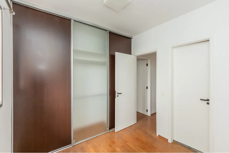 Apartamento com 3 quartos à venda, 73m2 em Vila Mariana, São Paulo - SP - imagem 4 Foto 4 de Apartamento com 3 quartos à venda, 73m2 em Vila Mariana, São Paulo - SP