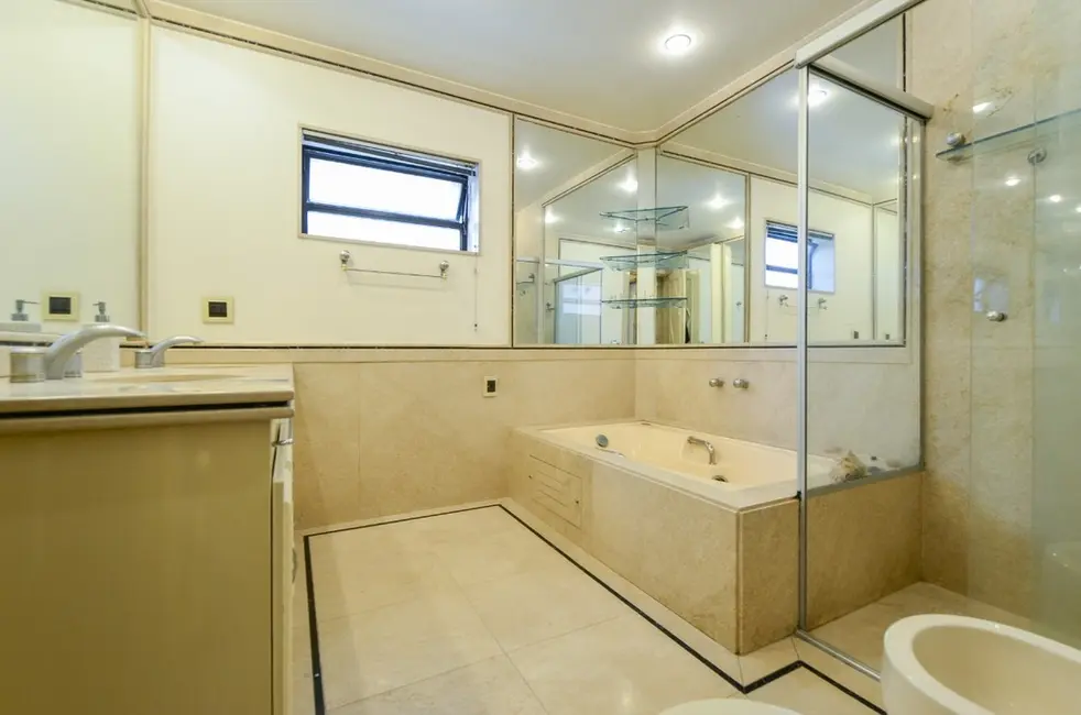 Apartamento com 4 quartos à venda, 270m2 em Vila Mariana, São Paulo - SP - imagem 6 Foto 6 de Apartamento com 4 quartos à venda, 270m2 em Vila Mariana, São Paulo - SP