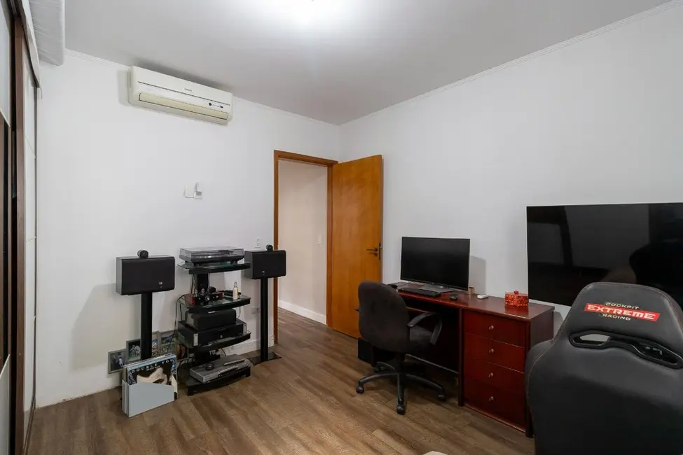 Foto 9 de Casa com 3 quartos à venda, 243m2 em Vila Mariana, São Paulo - SP