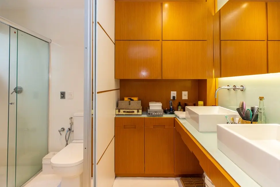 Foto 9 de Apartamento com 3 quartos à venda, 205m2 em Vila Mariana, São Paulo - SP