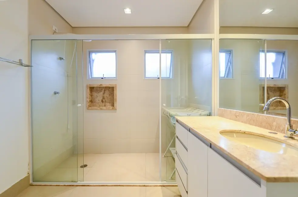 Casa com 3 quartos à venda, 200m2 em Brooklin Paulista, São Paulo - SP - imagem 2 Foto 2 de Casa com 3 quartos à venda, 200m2 em Brooklin Paulista, São Paulo - SP