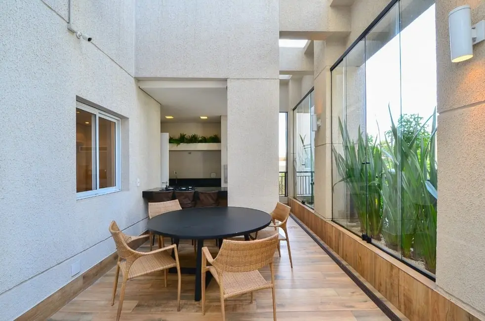 Foto 2 de Apartamento com 2 quartos à venda, 60m2 em Vila Anastácio, São Paulo - SP