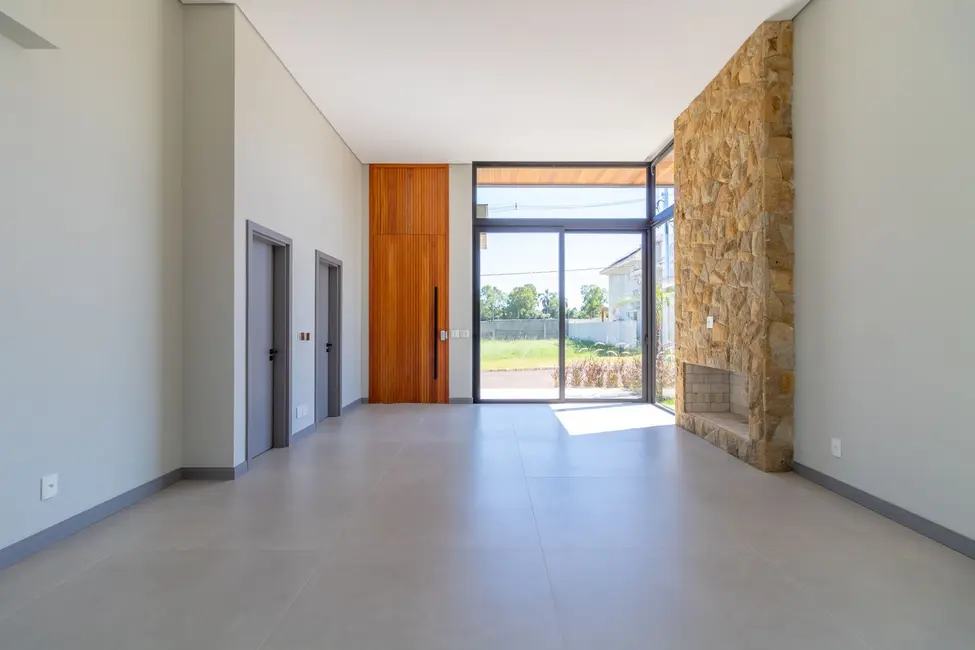 Foto 9 de Casa com 3 quartos à venda, 250m2 em Roselândia, Passo Fundo - RS