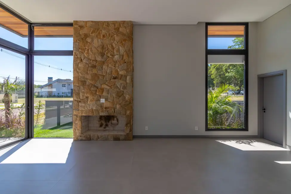 Foto 6 de Casa com 3 quartos à venda, 250m2 em Roselândia, Passo Fundo - RS