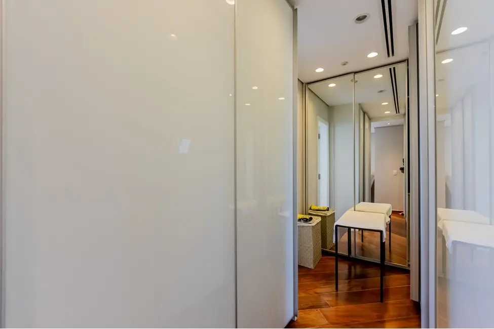 Cobertura com 4 quartos à venda, 350m2 em Vila Mariana, São Paulo - SP - imagem 9 Foto 9 de Cobertura com 4 quartos à venda, 350m2 em Vila Mariana, São Paulo - SP