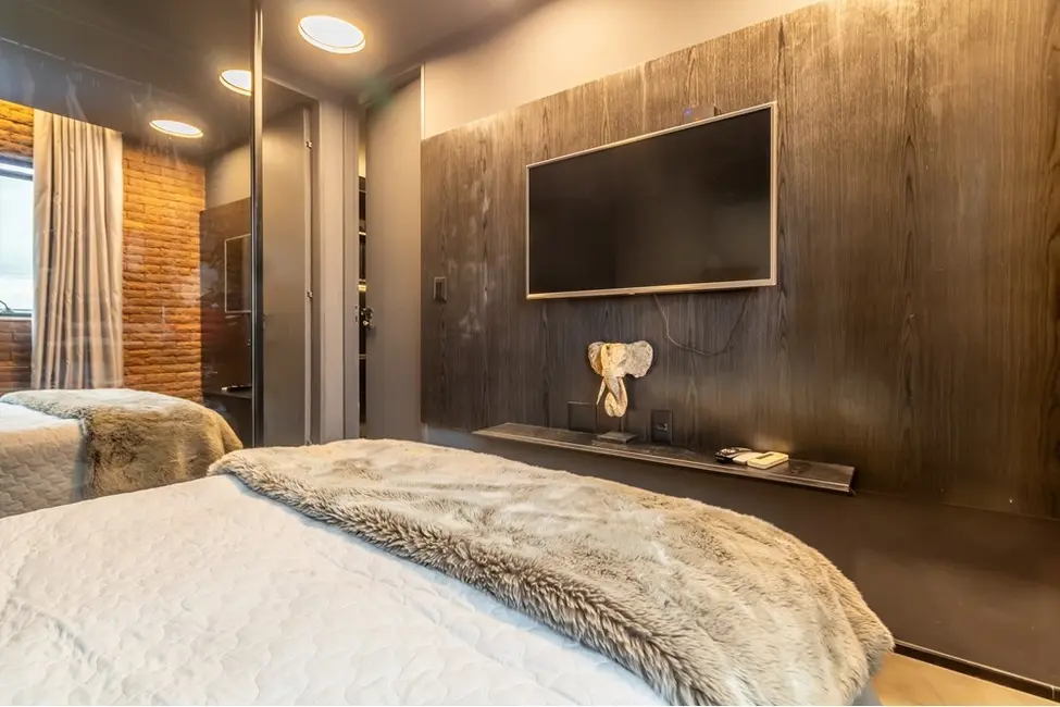 Apartamento com 2 quartos à venda, 197m2 em Cerqueira César, São Paulo - SP - imagem 3 Foto 3 de Apartamento com 2 quartos à venda, 197m2 em Cerqueira César, São Paulo - SP