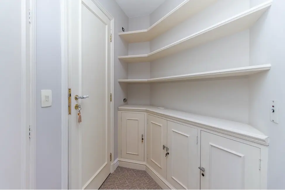 Apartamento com 4 quartos à venda, 350m2 em Santa Cecília, São Paulo - SP - imagem 8 Foto 8 de Apartamento com 4 quartos à venda, 350m2 em Santa Cecília, São Paulo - SP