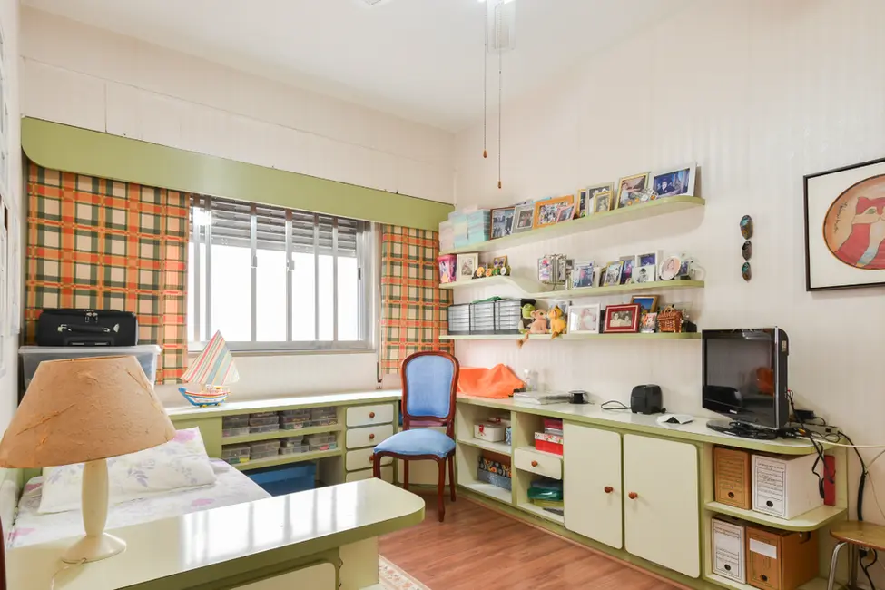 Apartamento com 3 quartos à venda, 145m2 em Santa Cecília, São Paulo - SP - imagem 4 Foto 4 de Apartamento com 3 quartos à venda, 145m2 em Santa Cecília, São Paulo - SP