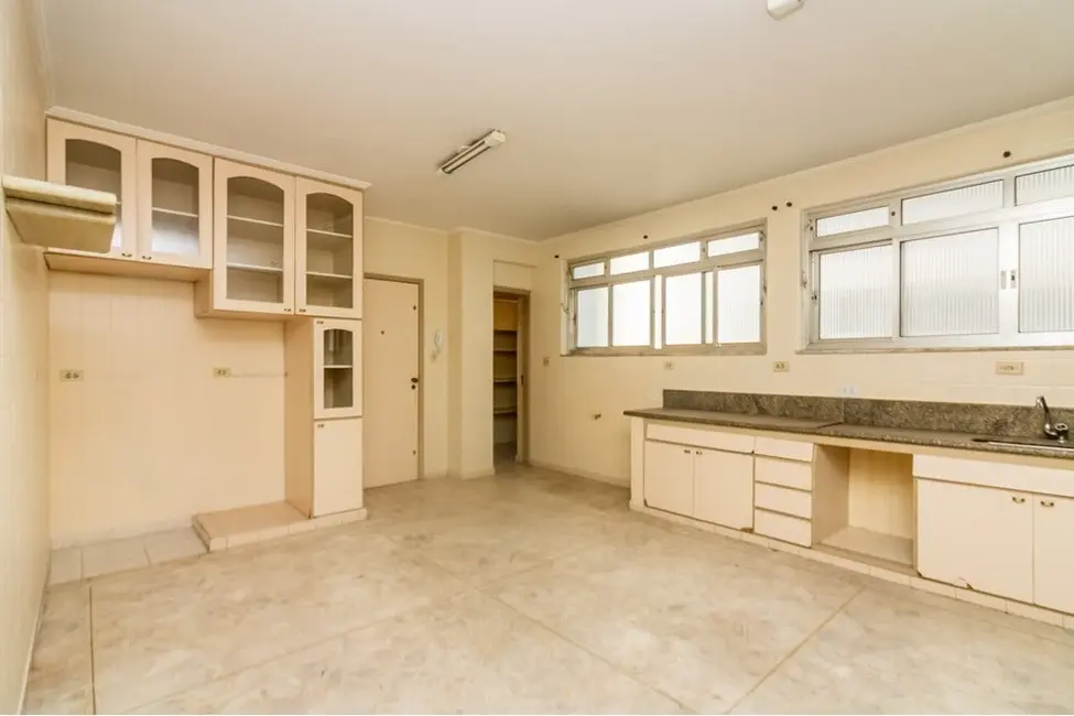 Apartamento com 3 quartos à venda, 172m2 em Bela Vista, São Paulo - SP - imagem 9 Foto 9 de Apartamento com 3 quartos à venda, 172m2 em Bela Vista, São Paulo - SP