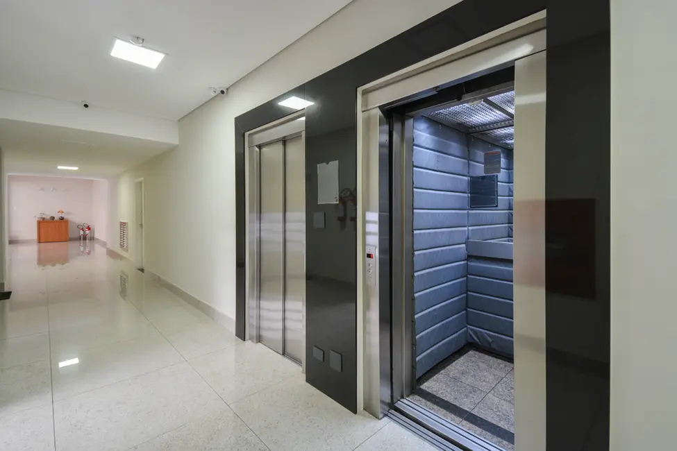 Foto 3 de Apartamento com 2 quartos à venda, 77m2 em Aclimação, São Paulo - SP