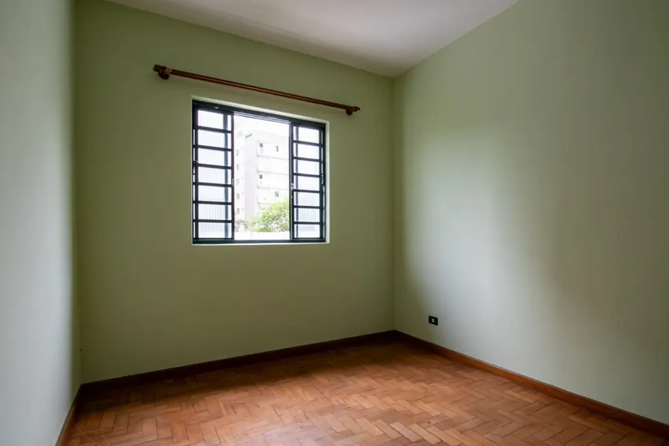 Casa com 4 quartos à venda, 236m2 em Alto da Lapa, São Paulo - SP - imagem 3 Foto 3 de Casa com 4 quartos à venda, 236m2 em Alto da Lapa, São Paulo - SP