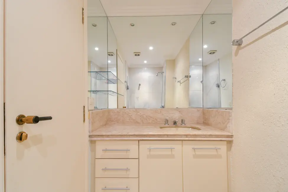 Apartamento com 3 quartos à venda, 163m2 em Alto da Lapa, São Paulo - SP - imagem 4 Foto 4 de Apartamento com 3 quartos à venda, 163m2 em Alto da Lapa, São Paulo - SP