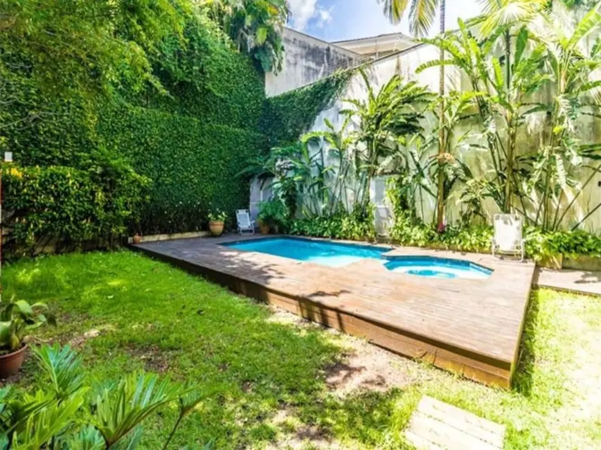 Casa com 4 quartos à venda, 480m2 em Alto de Pinheiros, São Paulo - SP - imagem 3 Foto 3 de Casa com 4 quartos à venda, 480m2 em Alto de Pinheiros, São Paulo - SP