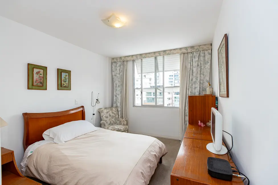 Foto 3 de Apartamento com 4 quartos à venda, 196m2 em Brooklin Paulista, São Paulo - SP