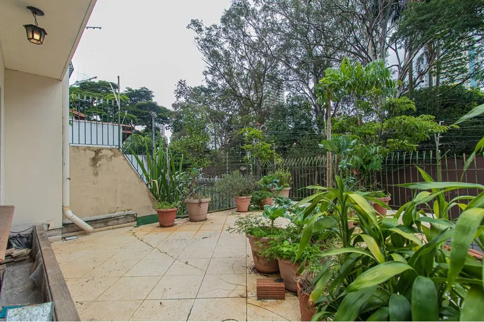 Foto 2 de Casa com 4 quartos à venda, 262m2 em Campo Belo, São Paulo - SP