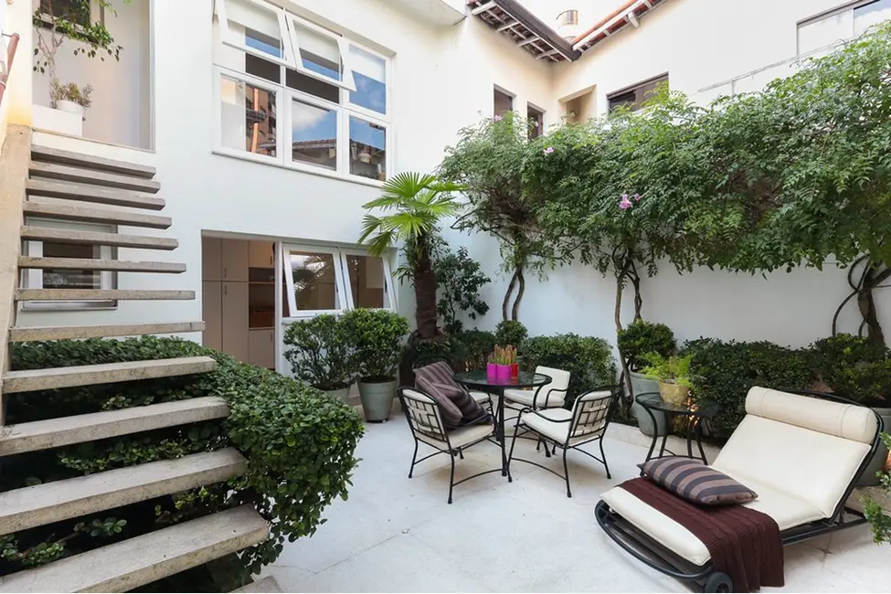 Casa com 3 quartos à venda, 155m2 em Campo Belo, São Paulo - SP - imagem 1 Foto 1 de Casa com 3 quartos à venda, 155m2 em Campo Belo, São Paulo - SP