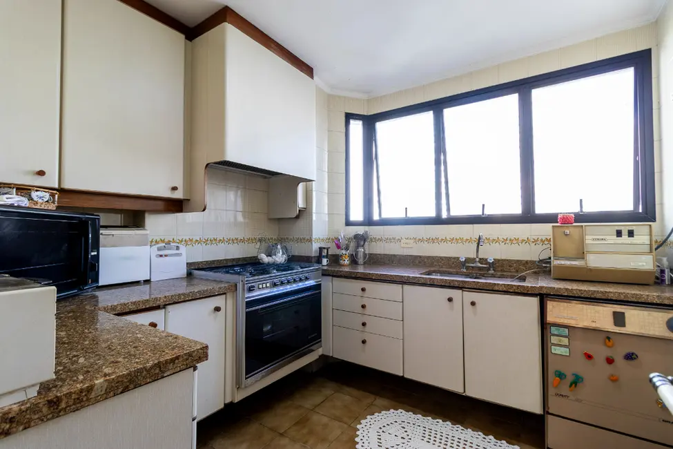 Apartamento com 4 quartos à venda, 255m2 em Campo Belo, São Paulo - SP - imagem 9 Foto 9 de Apartamento com 4 quartos à venda, 255m2 em Campo Belo, São Paulo - SP