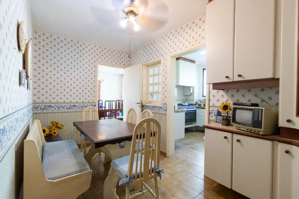 Apartamento com 4 quartos à venda, 255m2 em Campo Belo, São Paulo - SP - imagem 7 Foto 7 de Apartamento com 4 quartos à venda, 255m2 em Campo Belo, São Paulo - SP