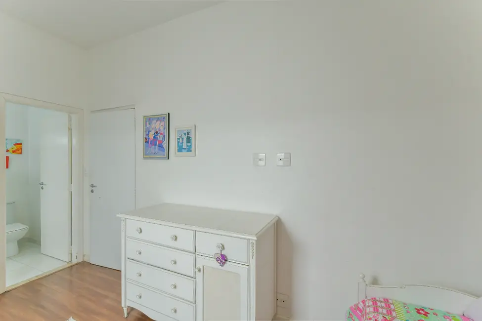 Foto 3 de Casa com 5 quartos à venda, 425m2 em Campo Belo, São Paulo - SP