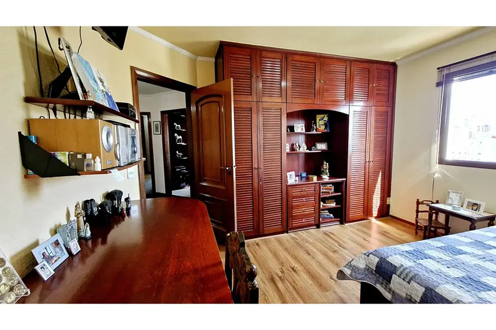 Apartamento com 3 quartos à venda, 216m2 em Campo Belo, São Paulo - SP - imagem 3 Foto 3 de Apartamento com 3 quartos à venda, 216m2 em Campo Belo, São Paulo - SP