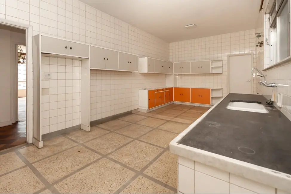 Apartamento com 3 quartos à venda, 345m2 em Cerqueira César, São Paulo - SP - imagem 2 Foto 2 de Apartamento com 3 quartos à venda, 345m2 em Cerqueira César, São Paulo - SP